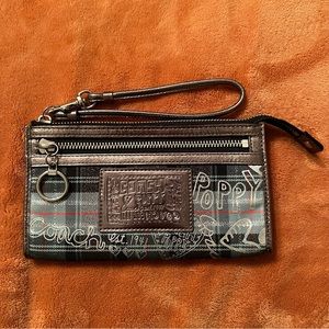 Coach poppy tartan plaid wristlet